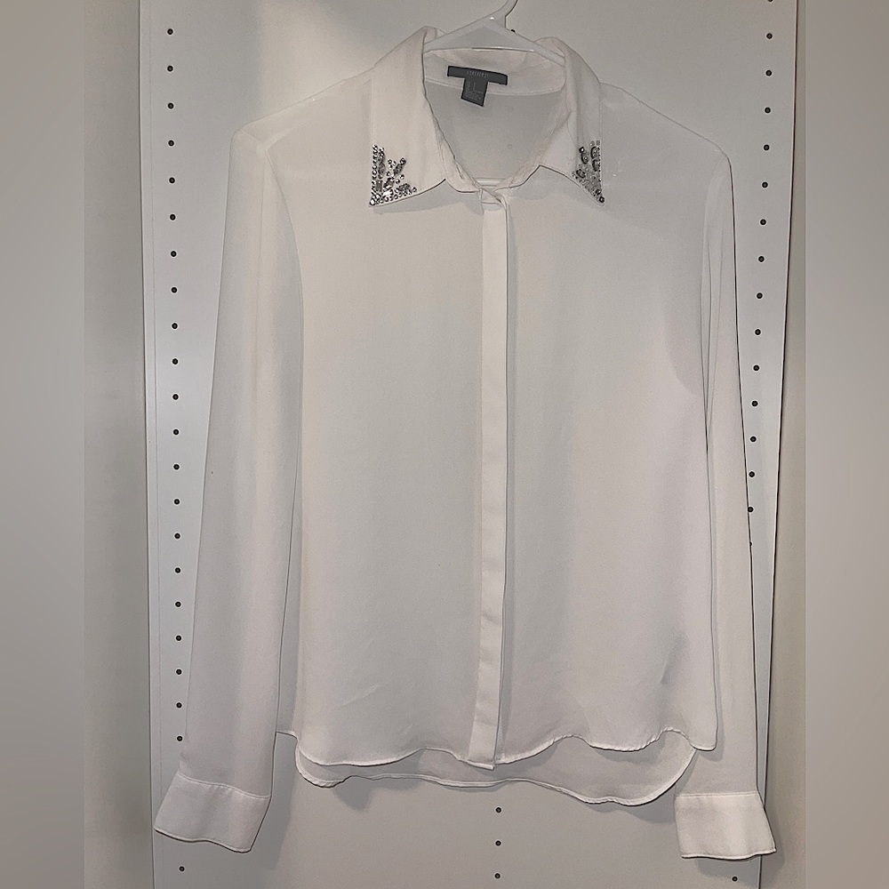 White long sleeve top with jewels